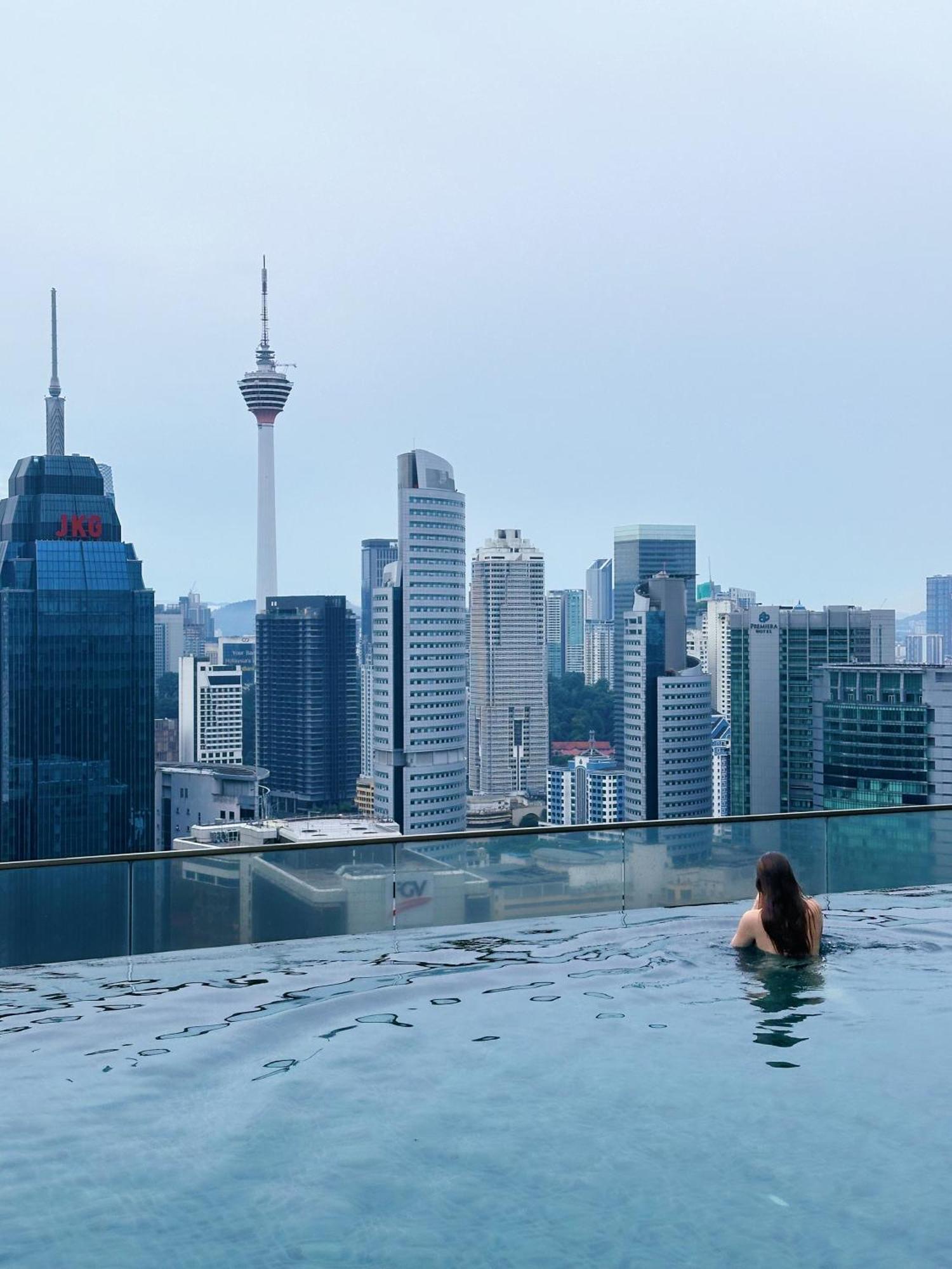 Modern Bauhaus Studio At Regalia Klcc Infinity Pool Kuala Lumpur Exteriér fotografie